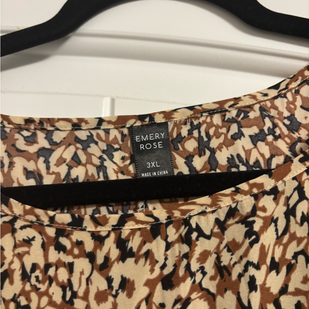 Leopard Print High-Low Tunic - Picture 3 of 3